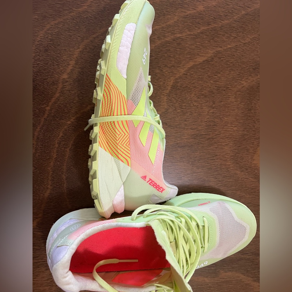 Adidas hiking shoes, women’s 7.5. Thick soles.